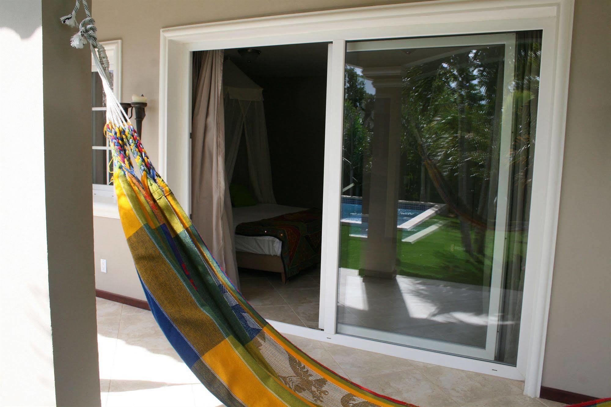 Hibiscus Beach House Jan Thiel Εξωτερικό φωτογραφία
